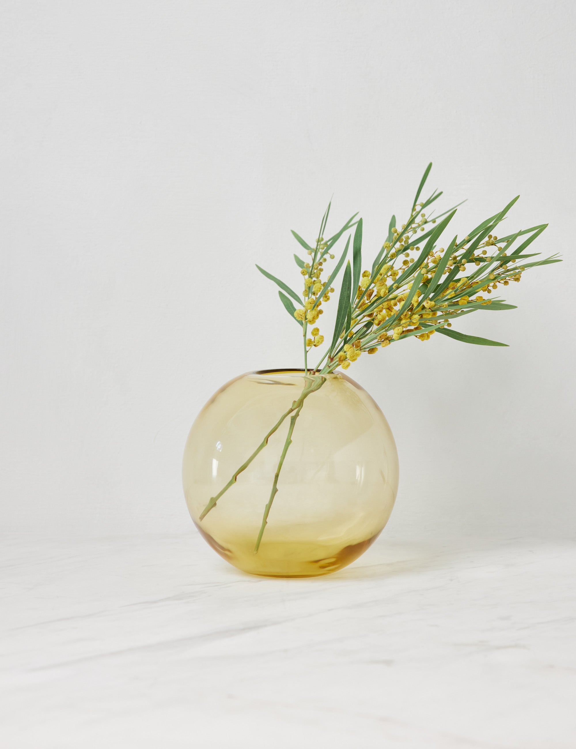 #color::amber #size::large